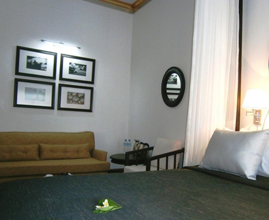 Jing Land Hotel Luang Prabang Exteriör bild